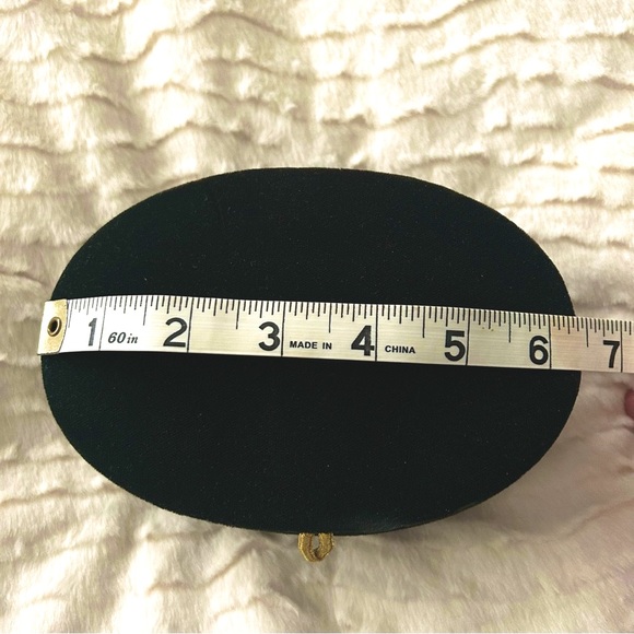 Gucci No. 3 Hunter Green Velvet Vintage Perfume/Cologne Box - Picture 15 of 16